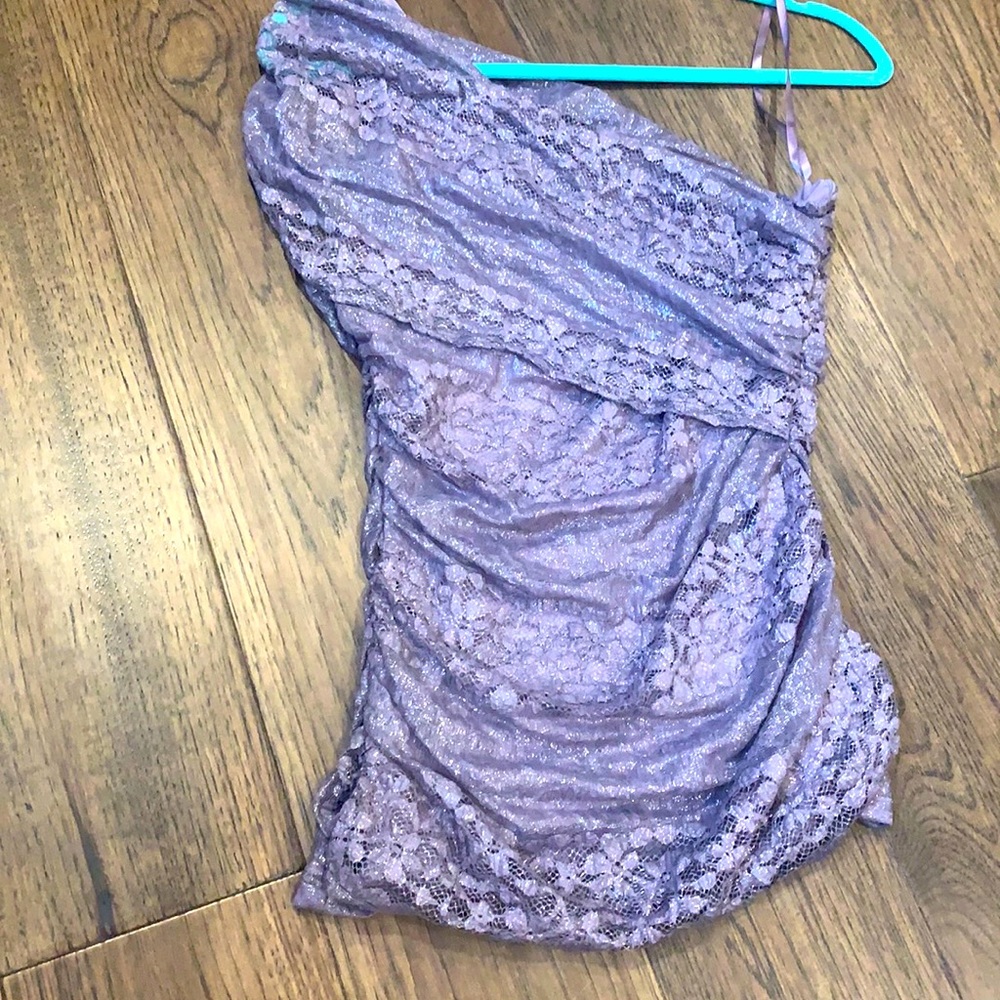 Beautiful Le chateau top